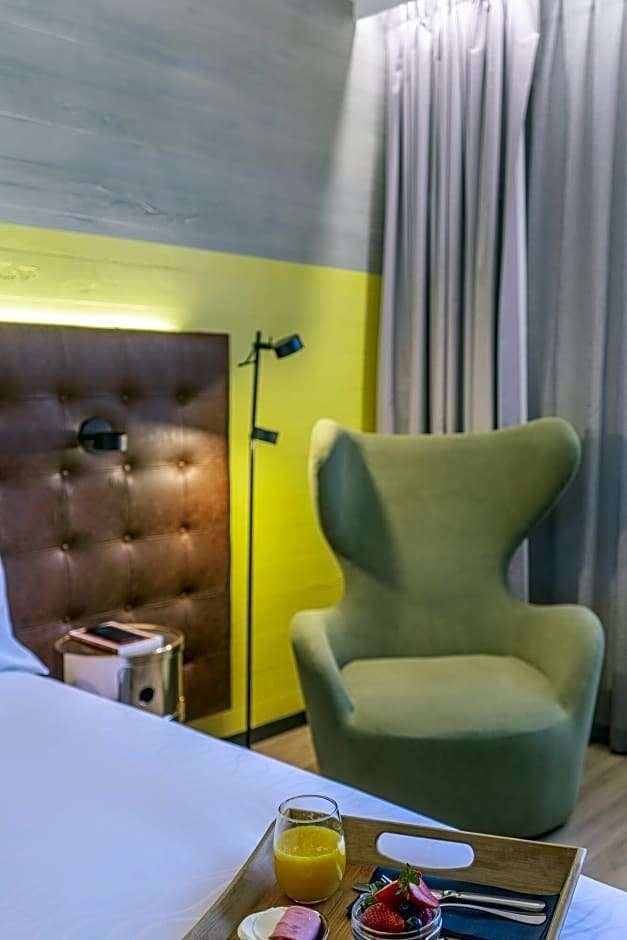 Hotel Atton Santiago El Bosque by Accor Hotels photo 4