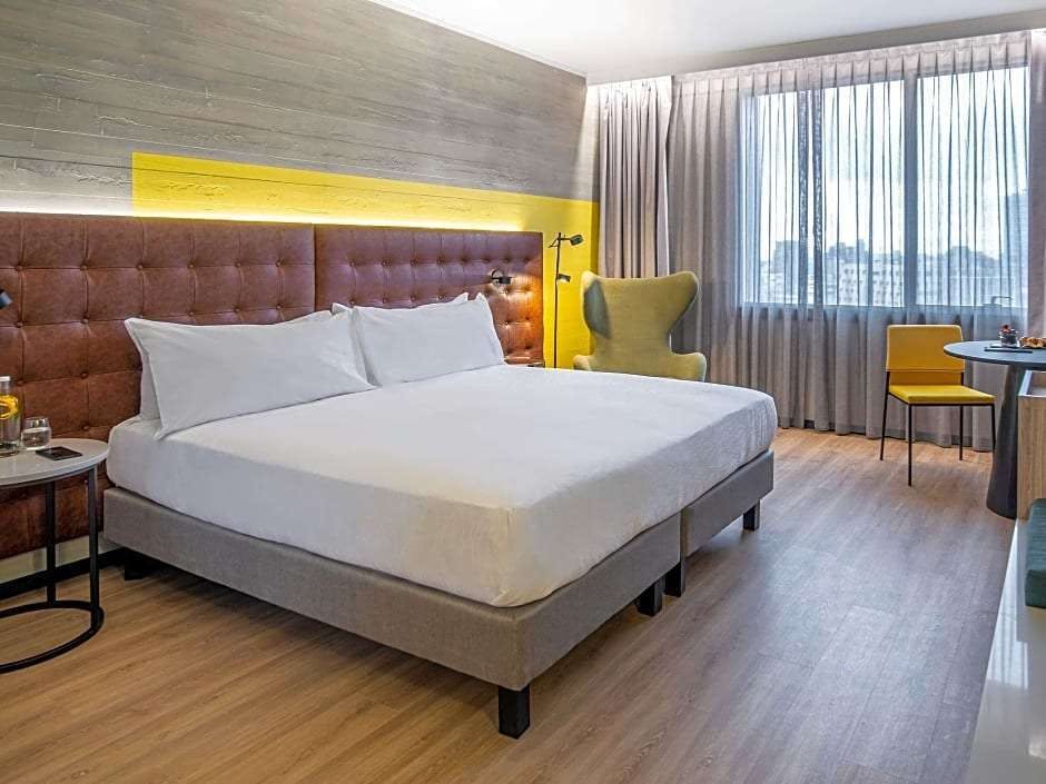 Hotel Atton Santiago El Bosque by Accor Hotels photo 5