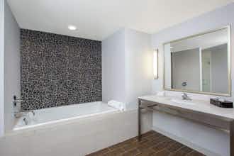 Hotel HILTON GARDEN INN OLYMPIA photo 3