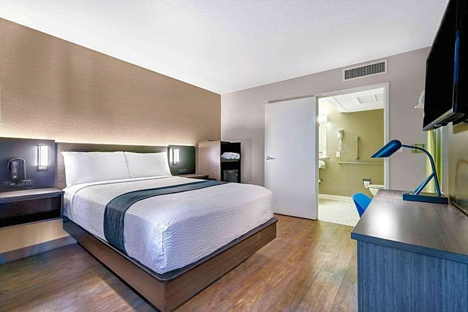 Hotel Motel 6 Issaquah, WA - Seattle - East photo 2