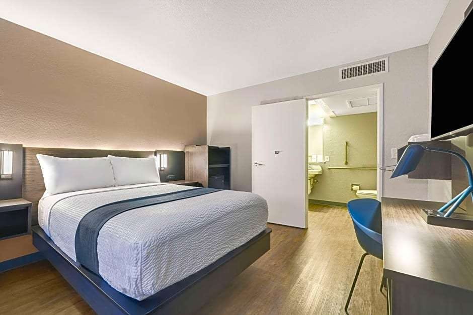 Hotel Motel 6 Issaquah, WA - Seattle - East photo 4