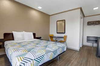 Hotel Motel6 Red Bluff, CA photo 2