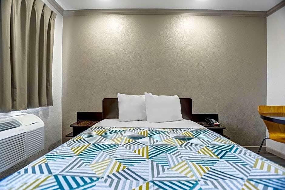 Hotel Motel6 Red Bluff, CA photo 5