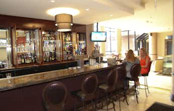 Hotel Hilton Charlotte University Place photo 2