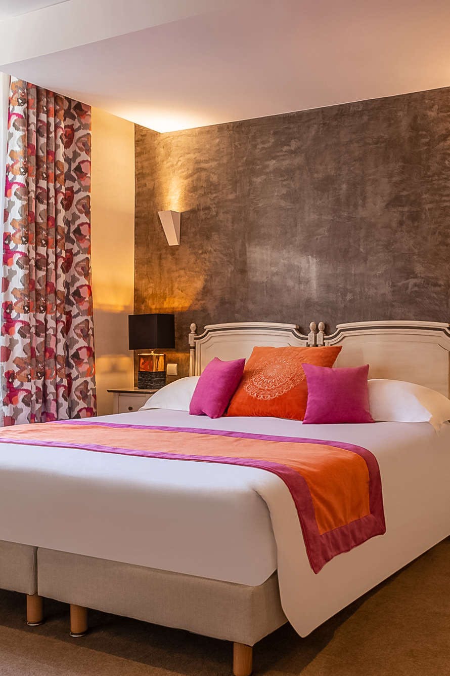 Hotel Hôtel Golf Château de la Bégude, The Originals Collection photo 1