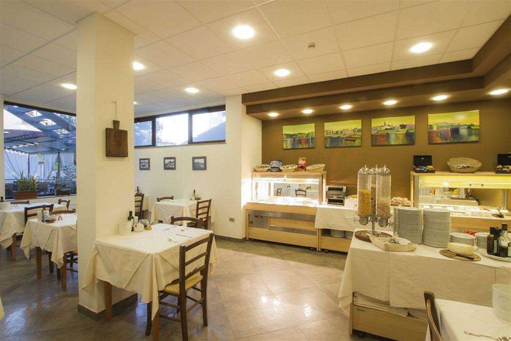 Hotel Hotel Domomea photo 1