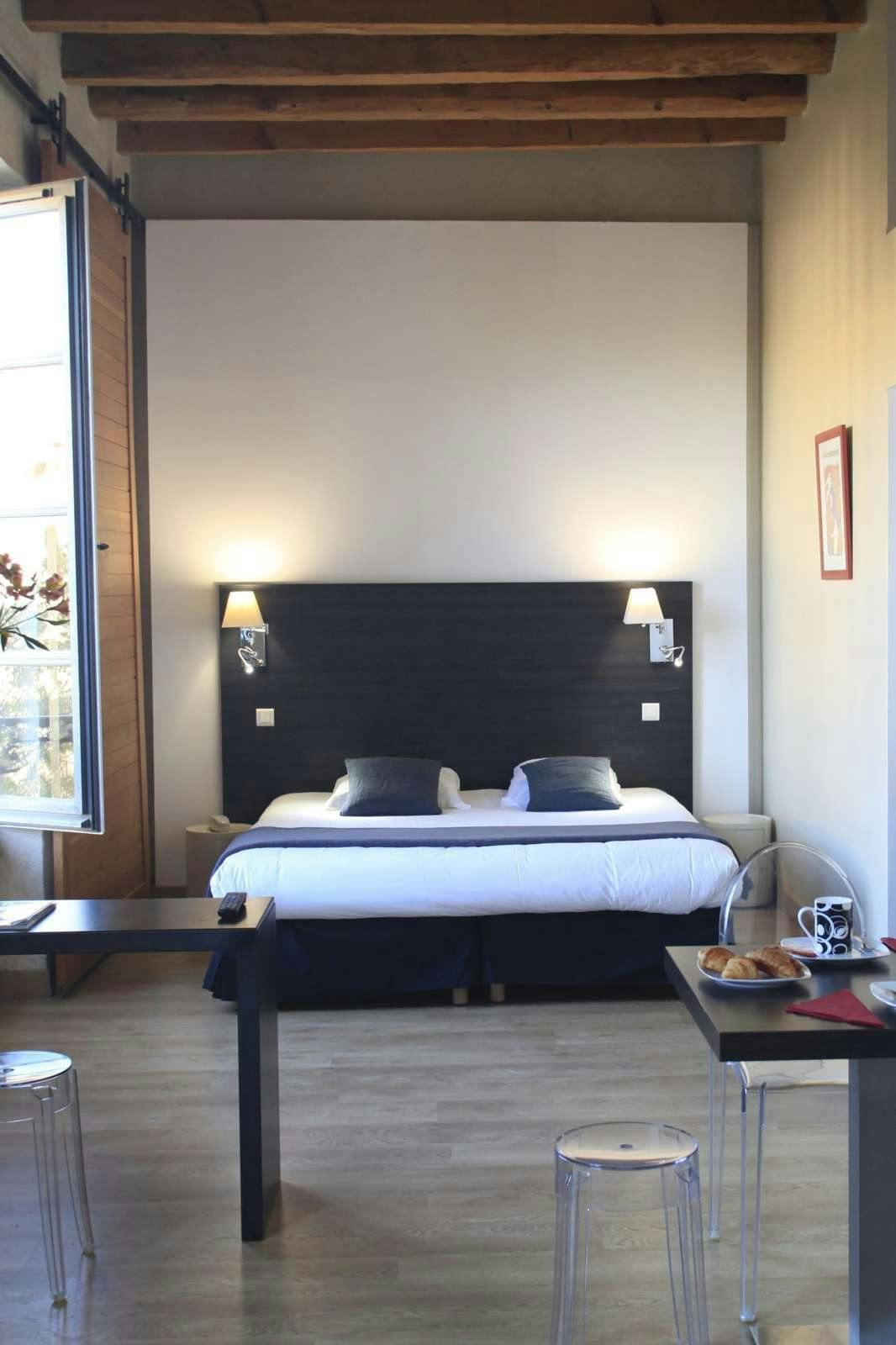 Hotel Odalys City Nîmes Le Cheval Blanc photo 1