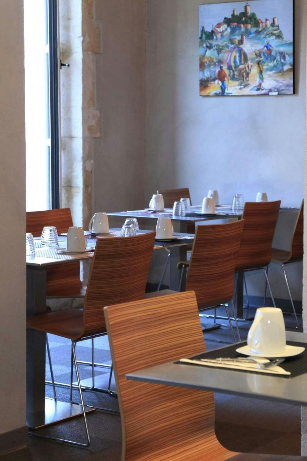 Hotel Odalys City Nîmes Le Cheval Blanc photo 3