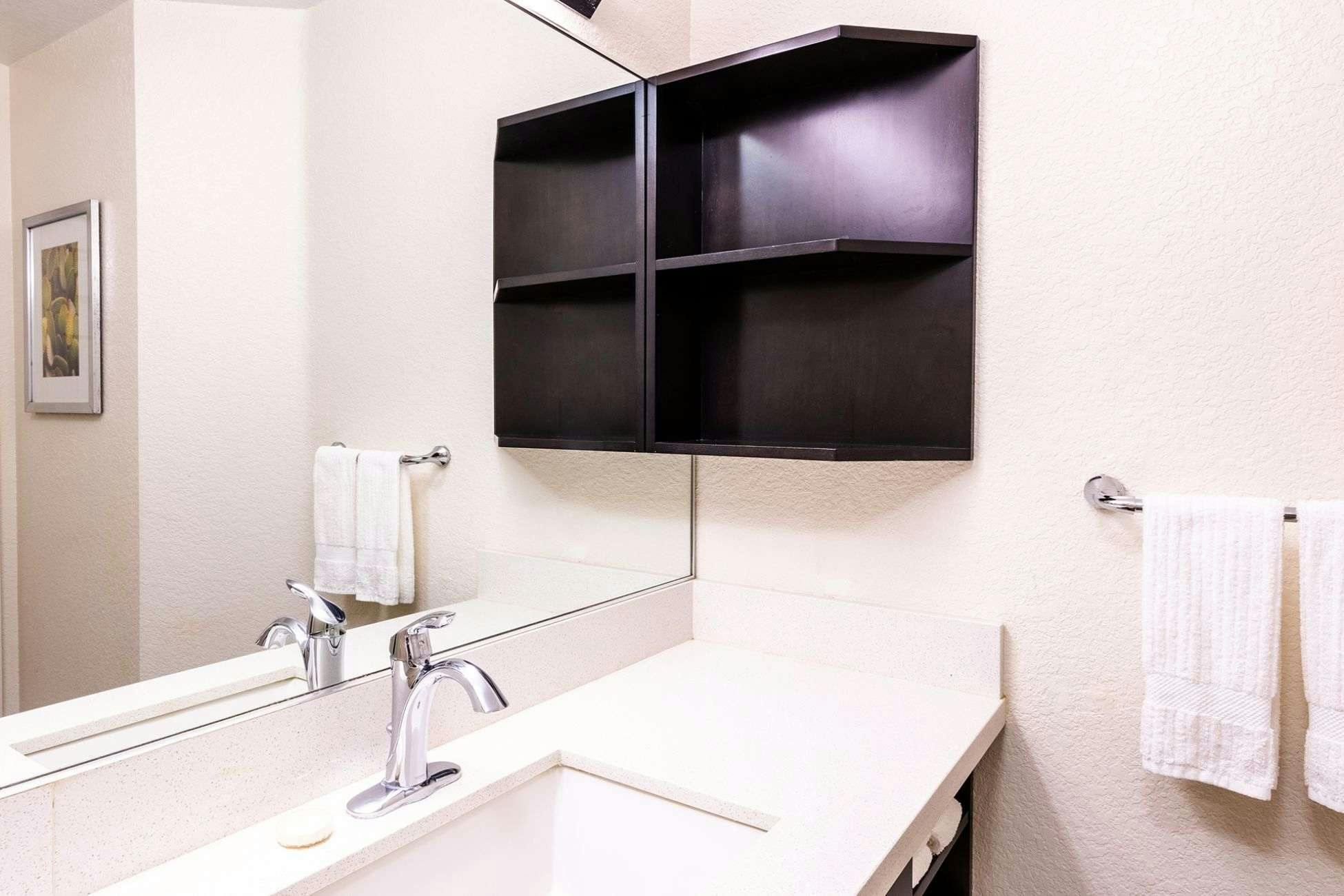 Hotel Sonesta Simply Suites Atlanta Gwinnett Place photo 5