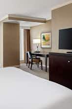 Hotel Renaissance Dallas North Hotel photo 4