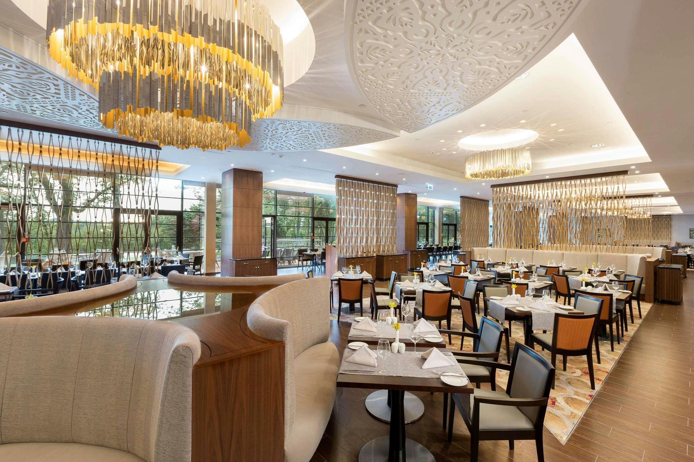 Hotel DoubleTree By Hilton Hotel and Conference Centre Warsaw photo 5