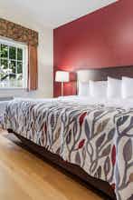 Hotel Red Roof Inn & Suites Omaha - Council Bluffs photo 3