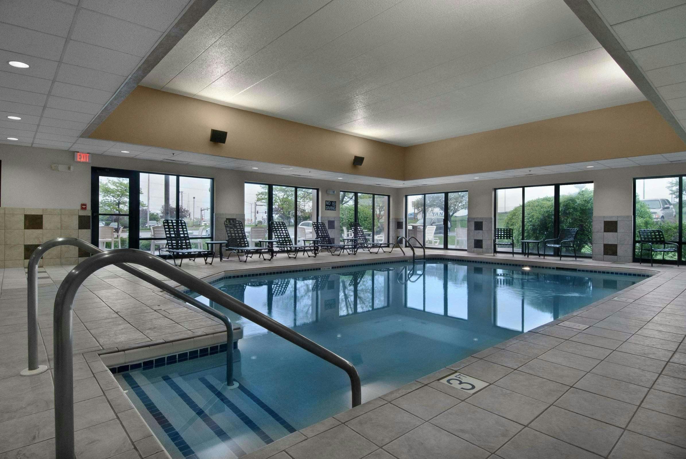 Hotel Hampton Inn Milwaukee/Brookfield photo 3