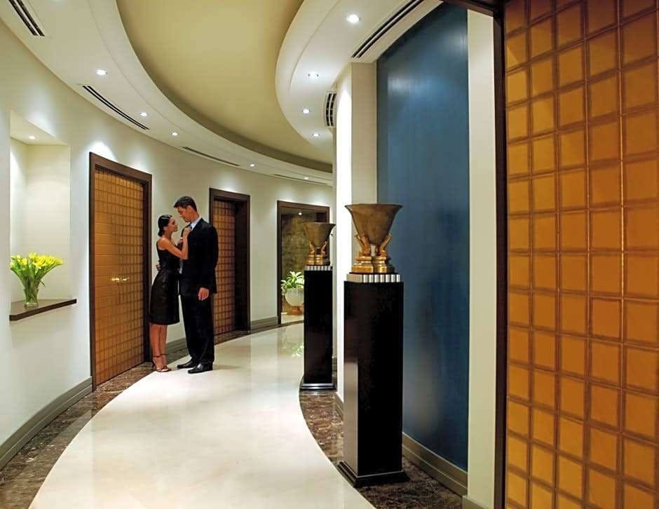 Hotel Le Meridien Al Aqah Beach Resort photo 1