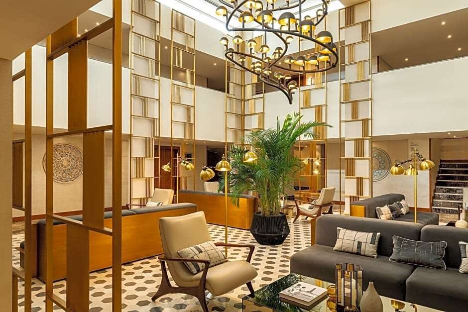 Hotel Le Meridien Dubai Hotel & Conference Centre photo 2