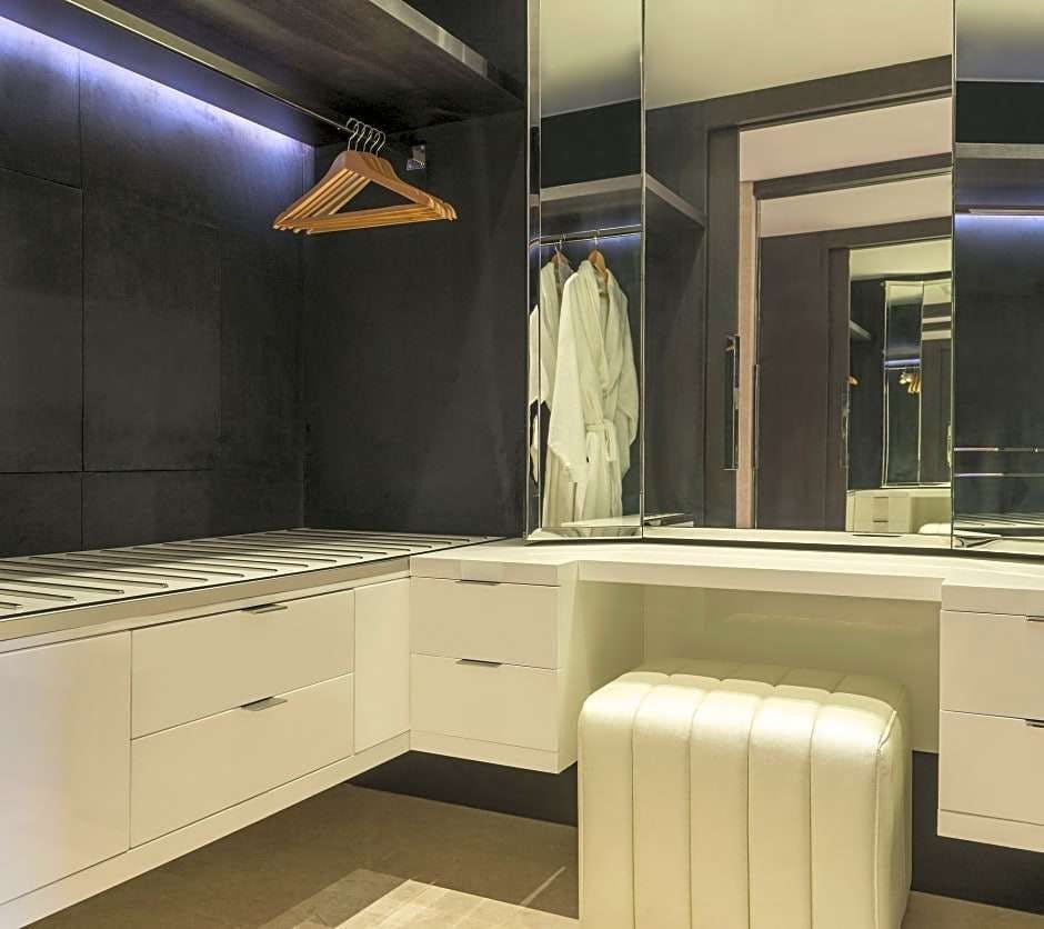 Hotel Le Meridien Dubai Hotel & Conference Centre photo 5