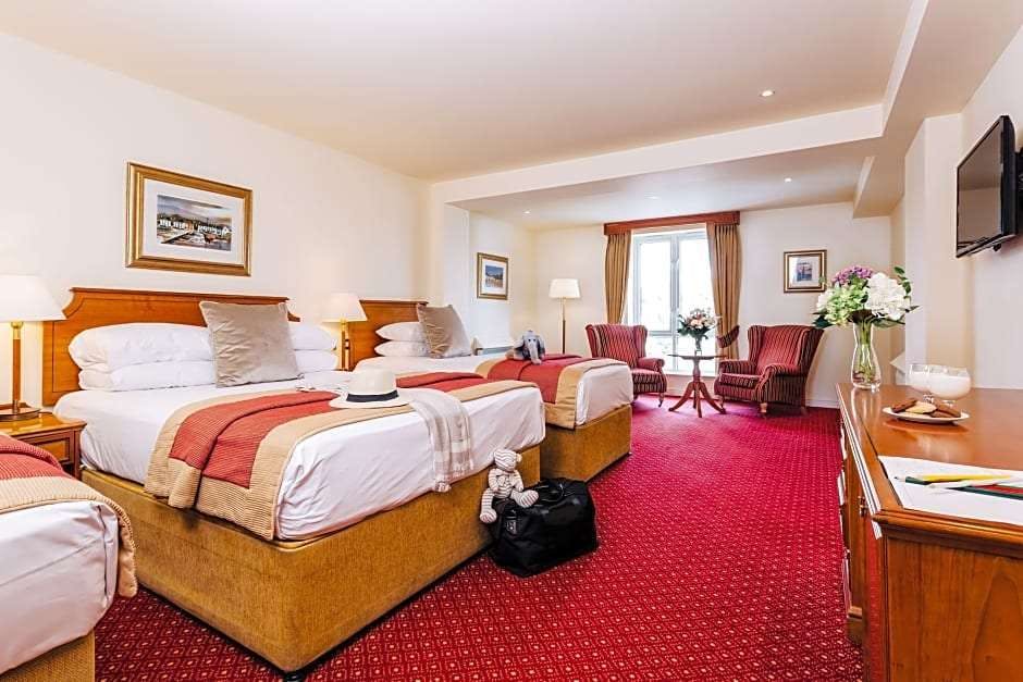 Hotel Galway Bay Hotel photo 2