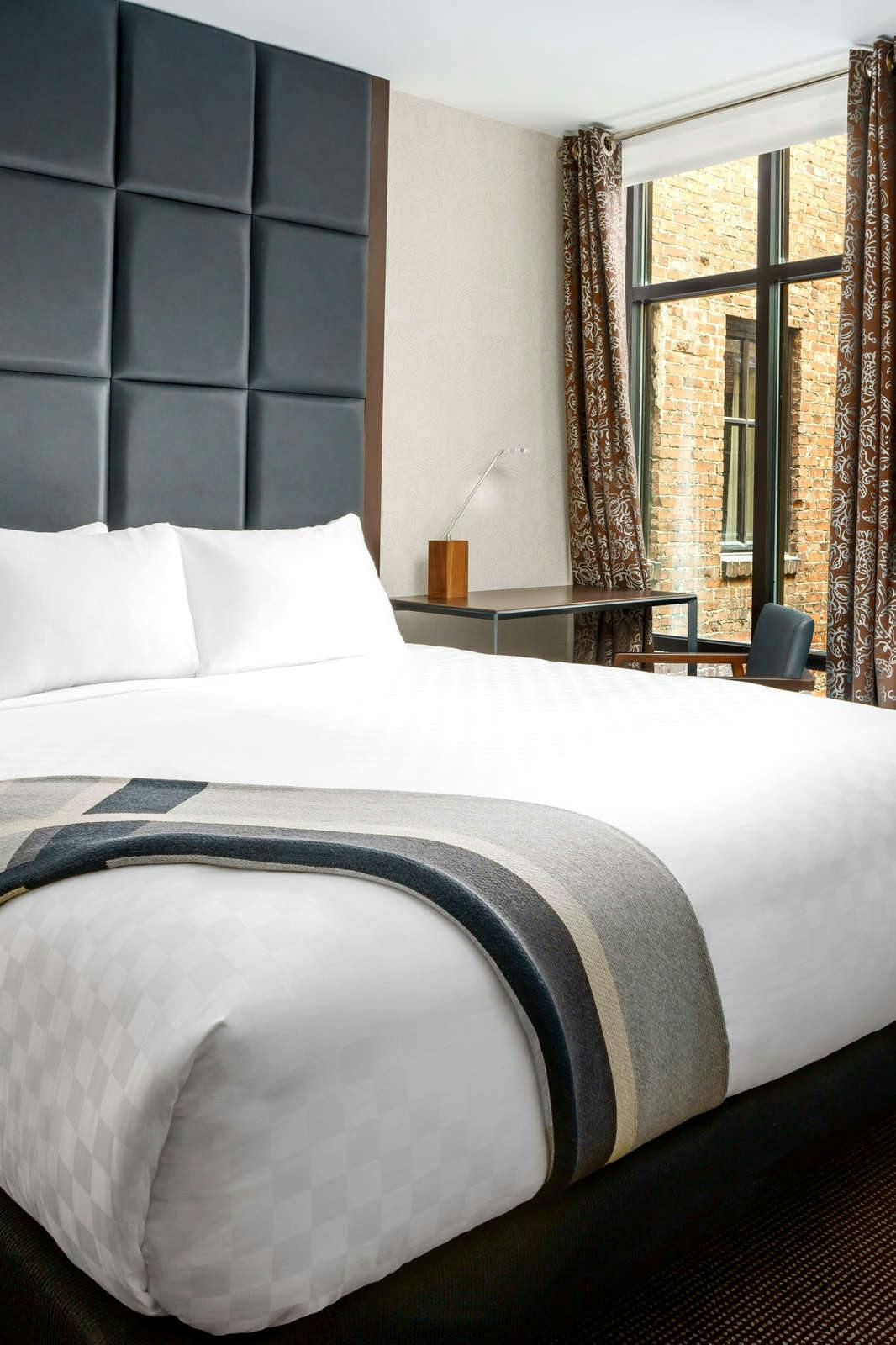 Hotel Joinery Hotel Pittsburgh, Curio Collection by Hilton photo 2