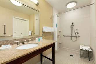 Hotel Hampton Inn & Suites Charles Town photo 3