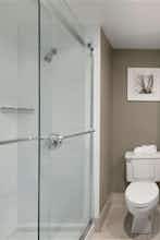 Hotel Embassy Suites By Hilton Milwaukee Brookfield photo 5