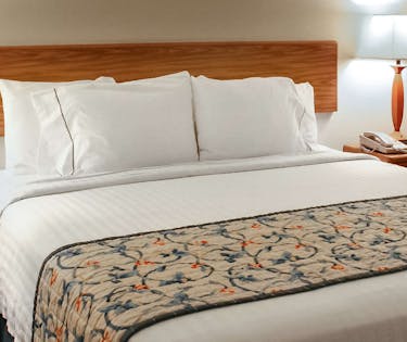 Fairfield Inn Suites By Marriott Arlington Six Flags Arlington