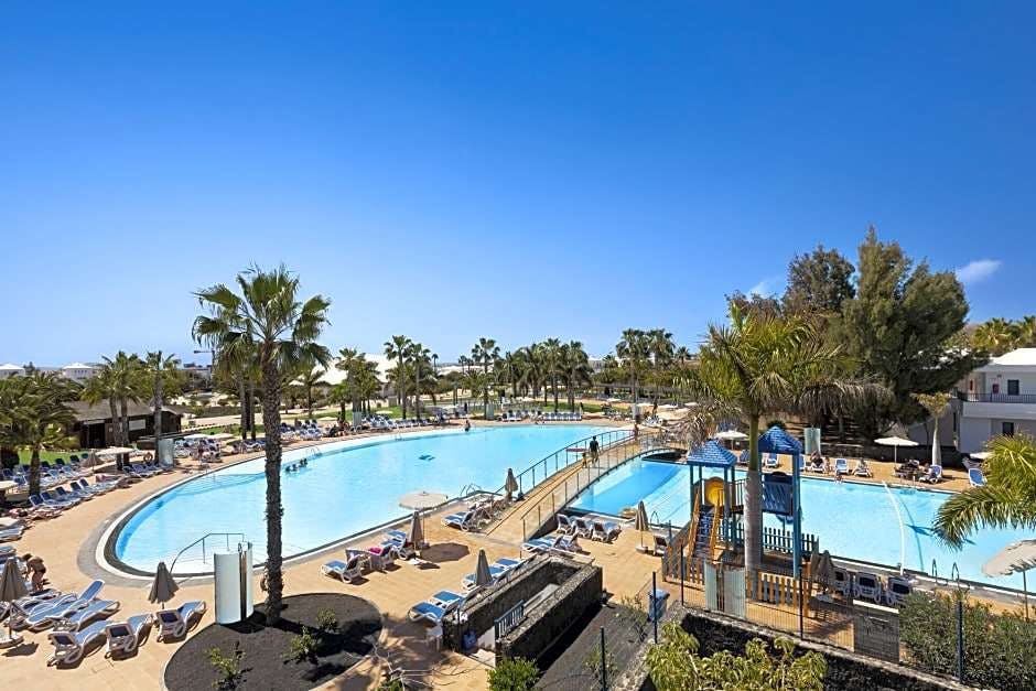 THB Tropical Island Aparthotel