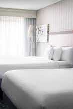 Hotel Sonesta Select Huntington Beach Fountain Valley photo 1