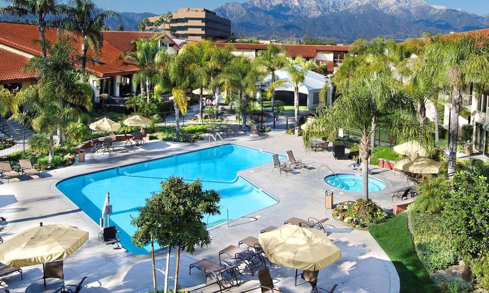 DoubleTree by Hilton Hotel Ontario Airport