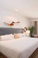 Hotel HYATT CENTRIC WAIKIKI BEACH photo 1