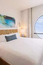 Hotel HYATT CENTRIC WAIKIKI BEACH photo 2