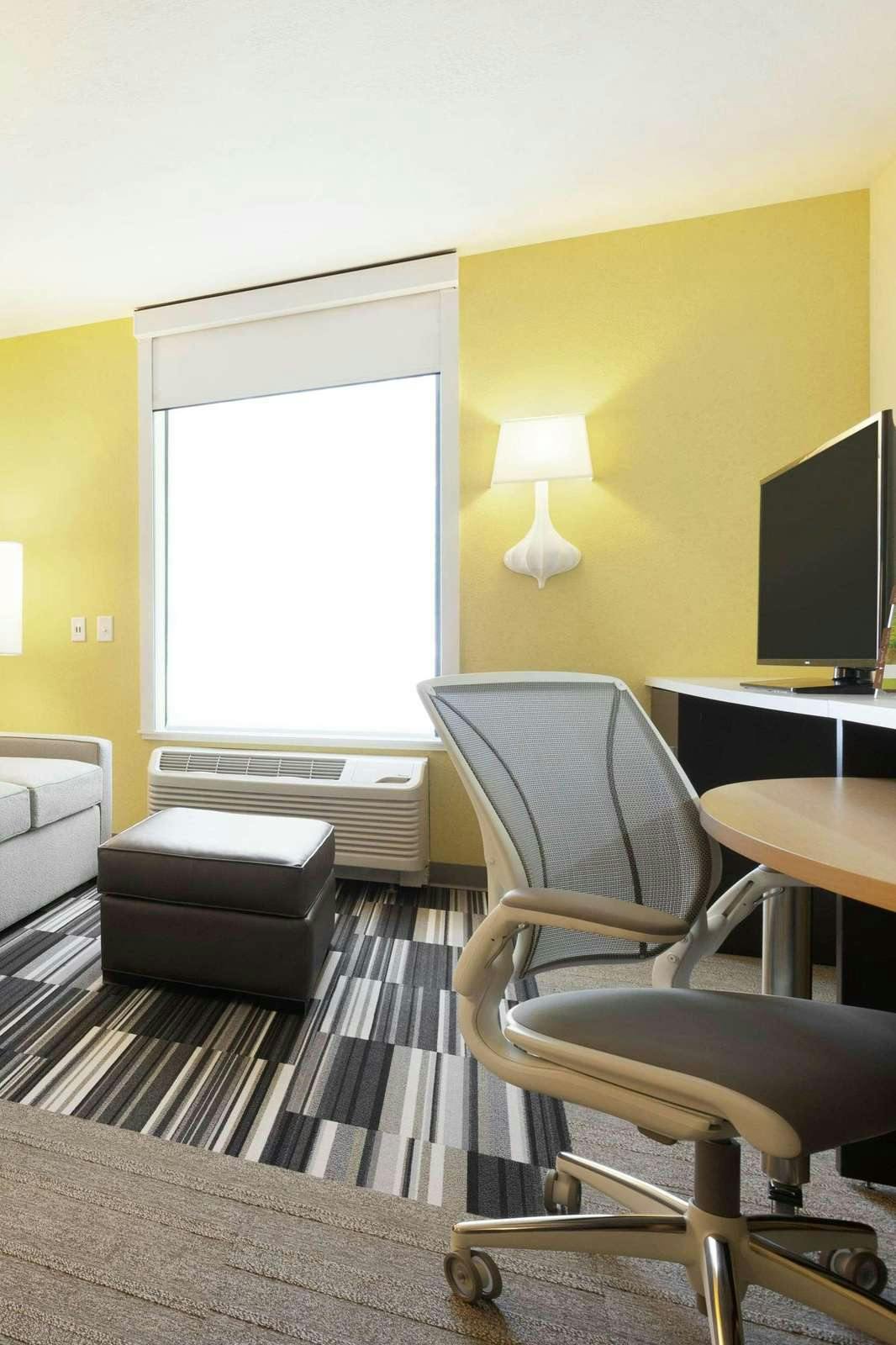 Hotel Home2 Suites By Hilton Salt Lake City East photo 2