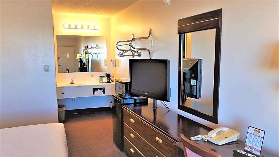 Hotel Motel 8 Laramie photo 4