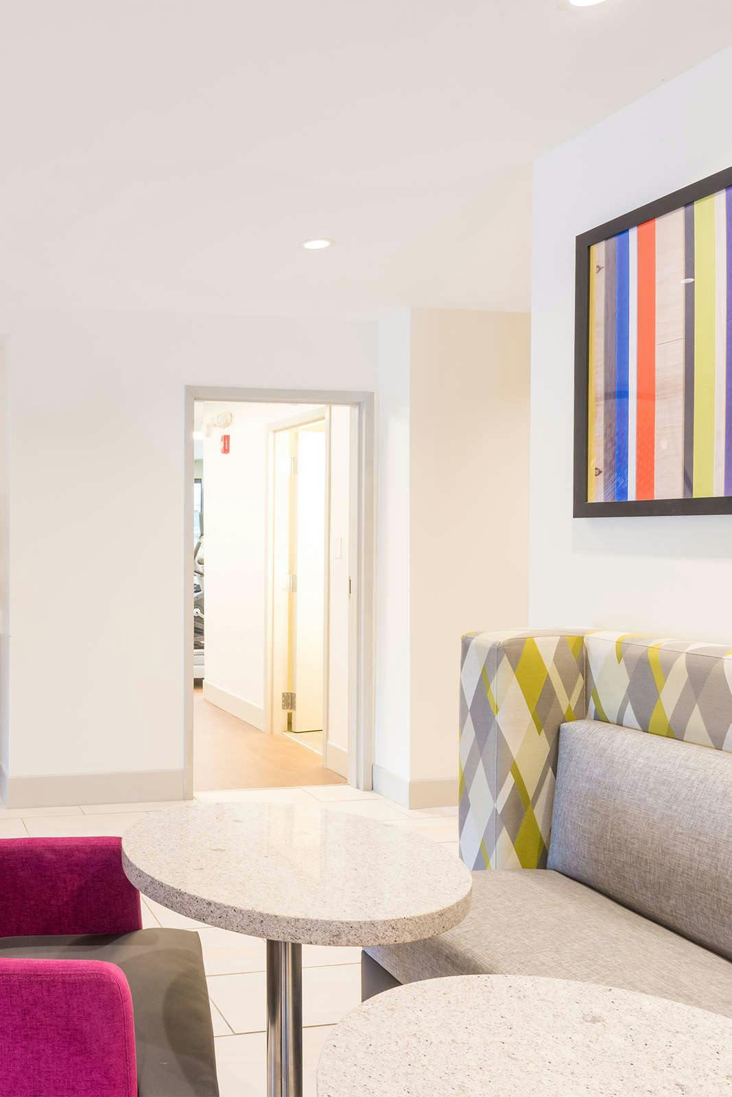 Hotel Holiday Inn Express Charleston US Hwy 17 & I-526 photo 5