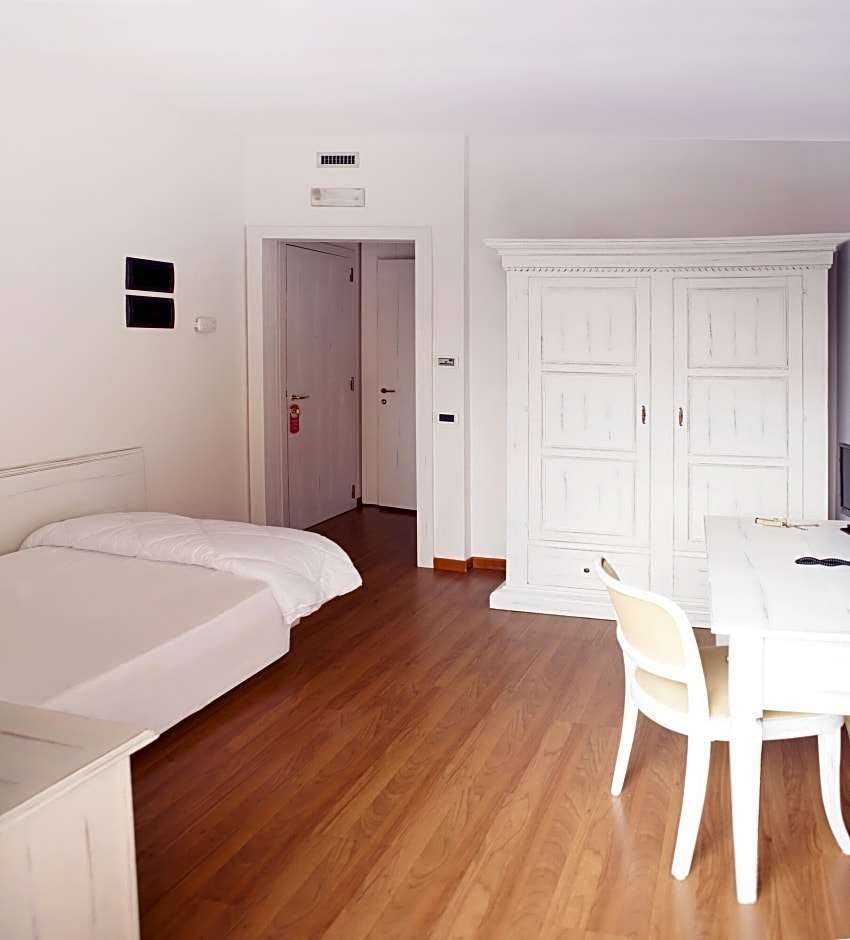 Hotel Hotel Sebino photo 2