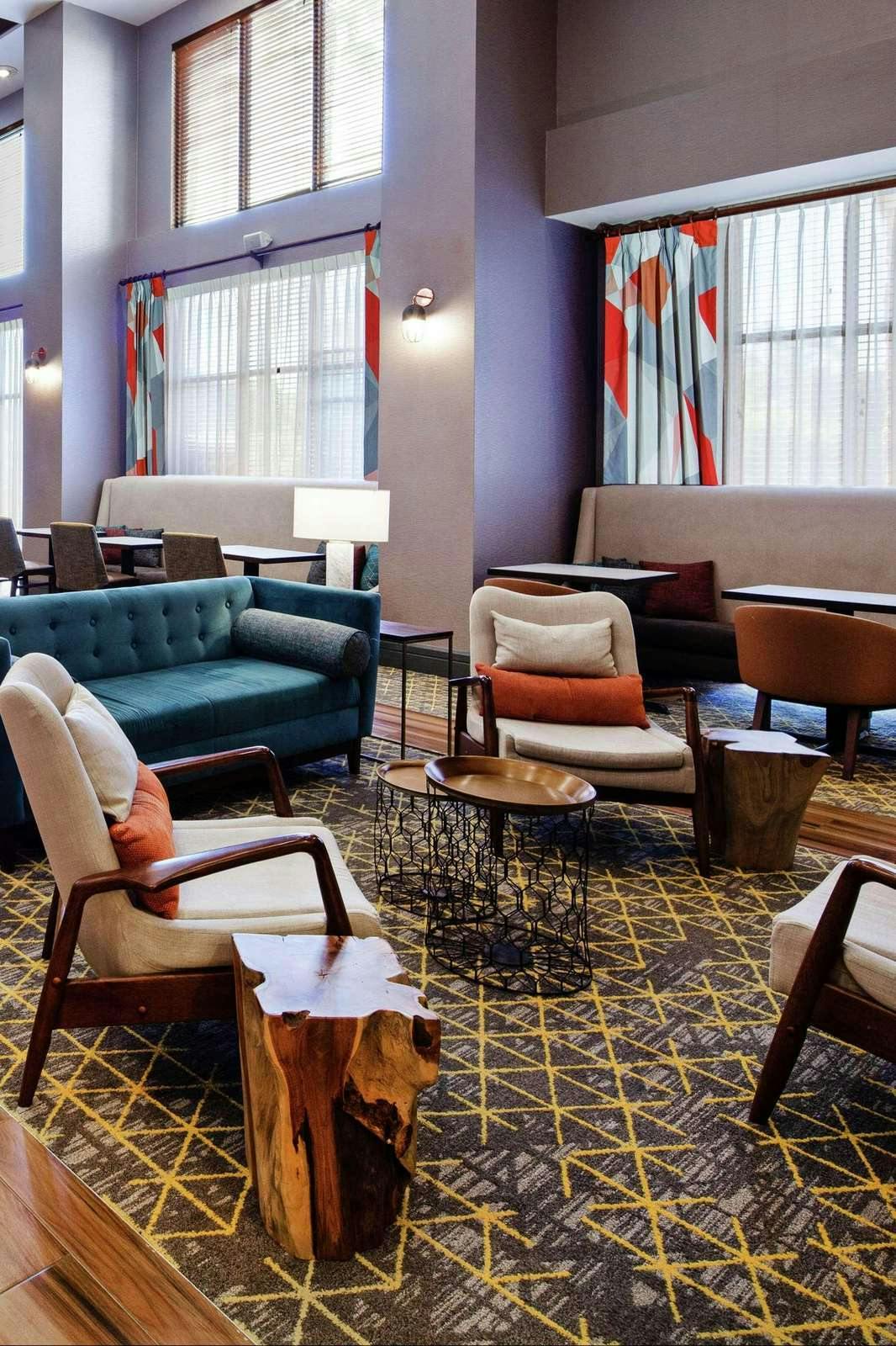 Hotel Hampton Inn & Suites Chino Hills photo 5