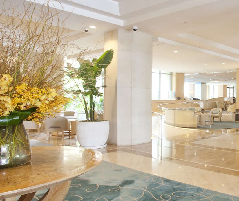 Fashion Island Hotel Cabana Room 4 original normalized