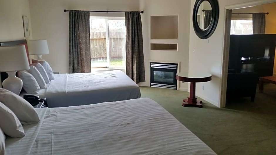 Hotel Orca Inn Suites photo 2