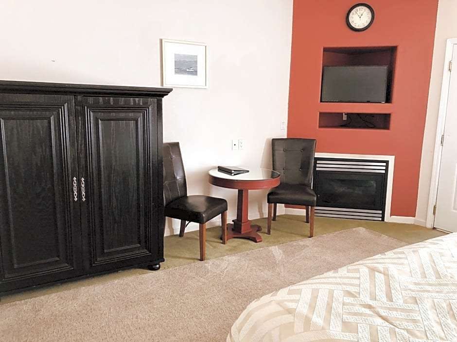 Hotel Orca Inn Suites photo 4