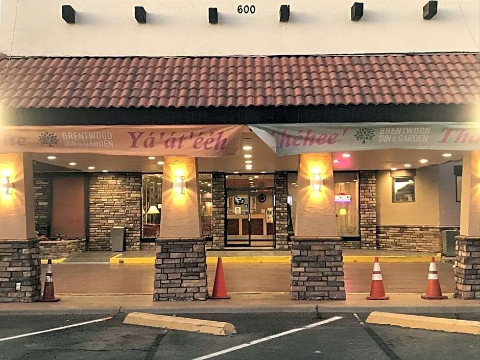 Brentwood Inn and Garden