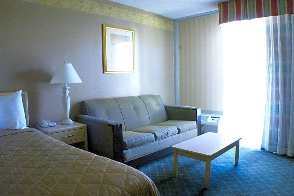 Hotel Brentwood Inn and Garden photo 4