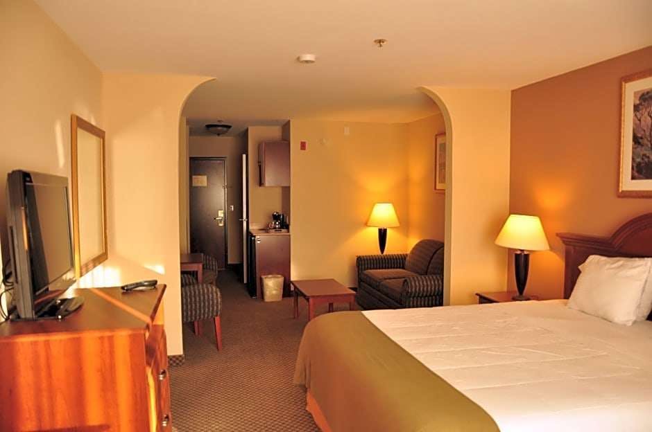 Hotel Oasis Inn and Suites Joshua Tree 29 Palms photo 4