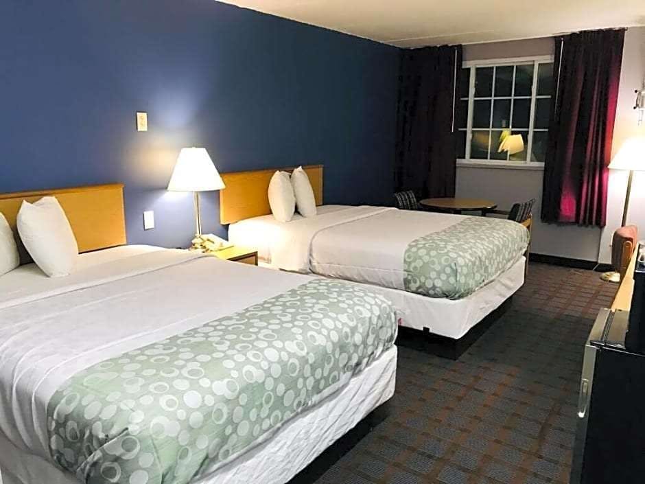 Hotel Budget Inn Bath photo 4