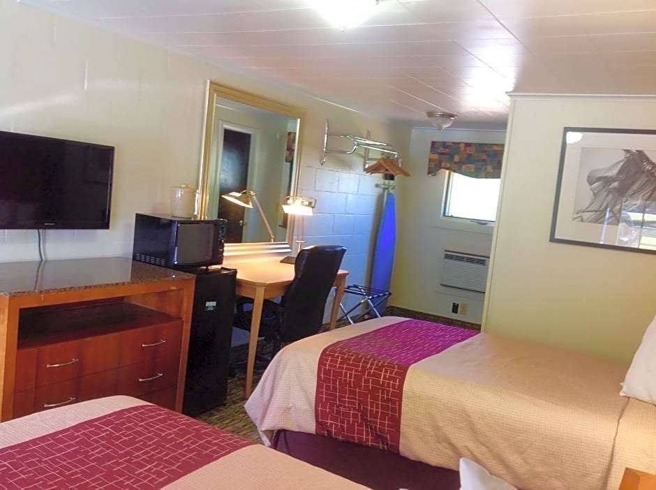 Hotel Pilgrim Inn & Cottages photo 4