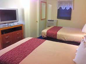 Hotel Pilgrim Inn & Cottages photo 5