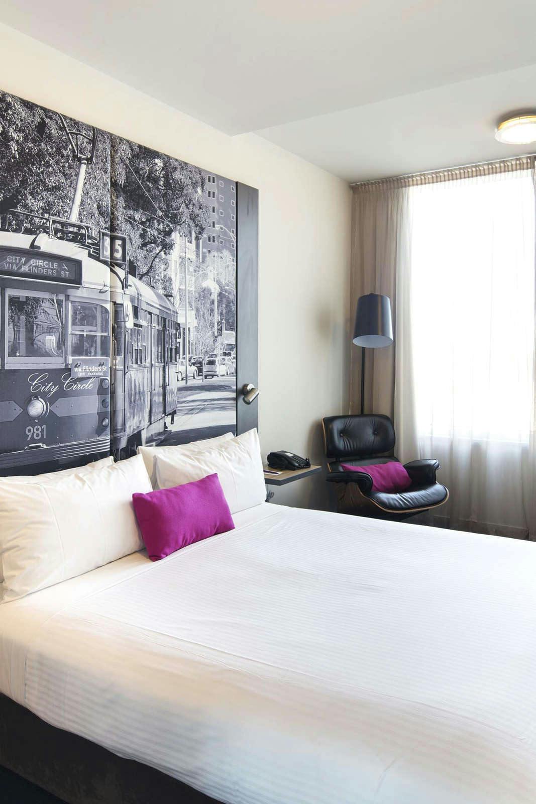 Mercure Melbourne Therry Street