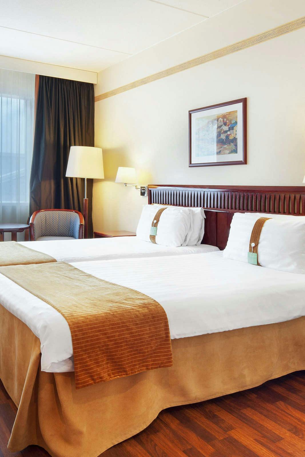 Hotel Holiday Inn Helsinki Exhibition & Convention Center photo 2