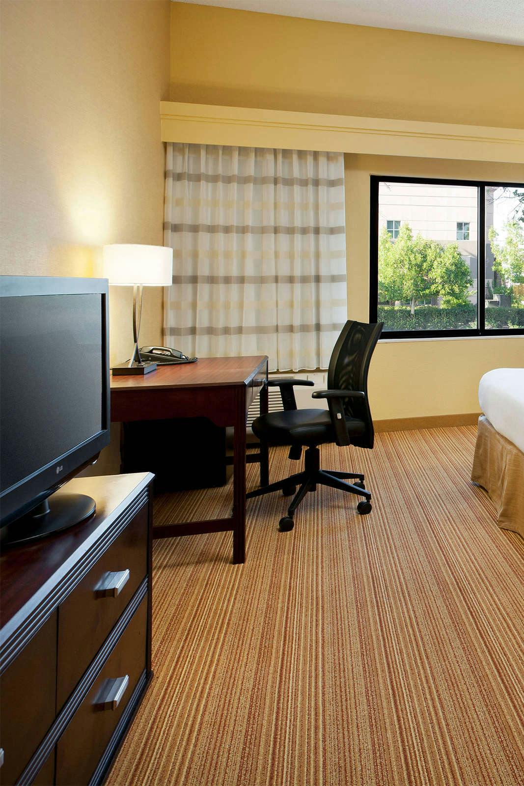 Hotel Sonesta Select Summerlin Las Vegas photo 4