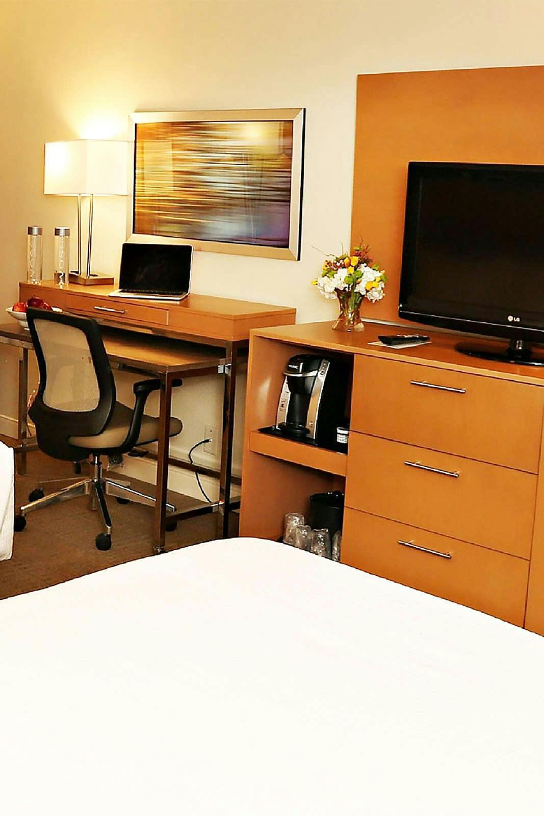 Hotel enVision Hotel & Conference Center Mansfield-Foxboro photo 3