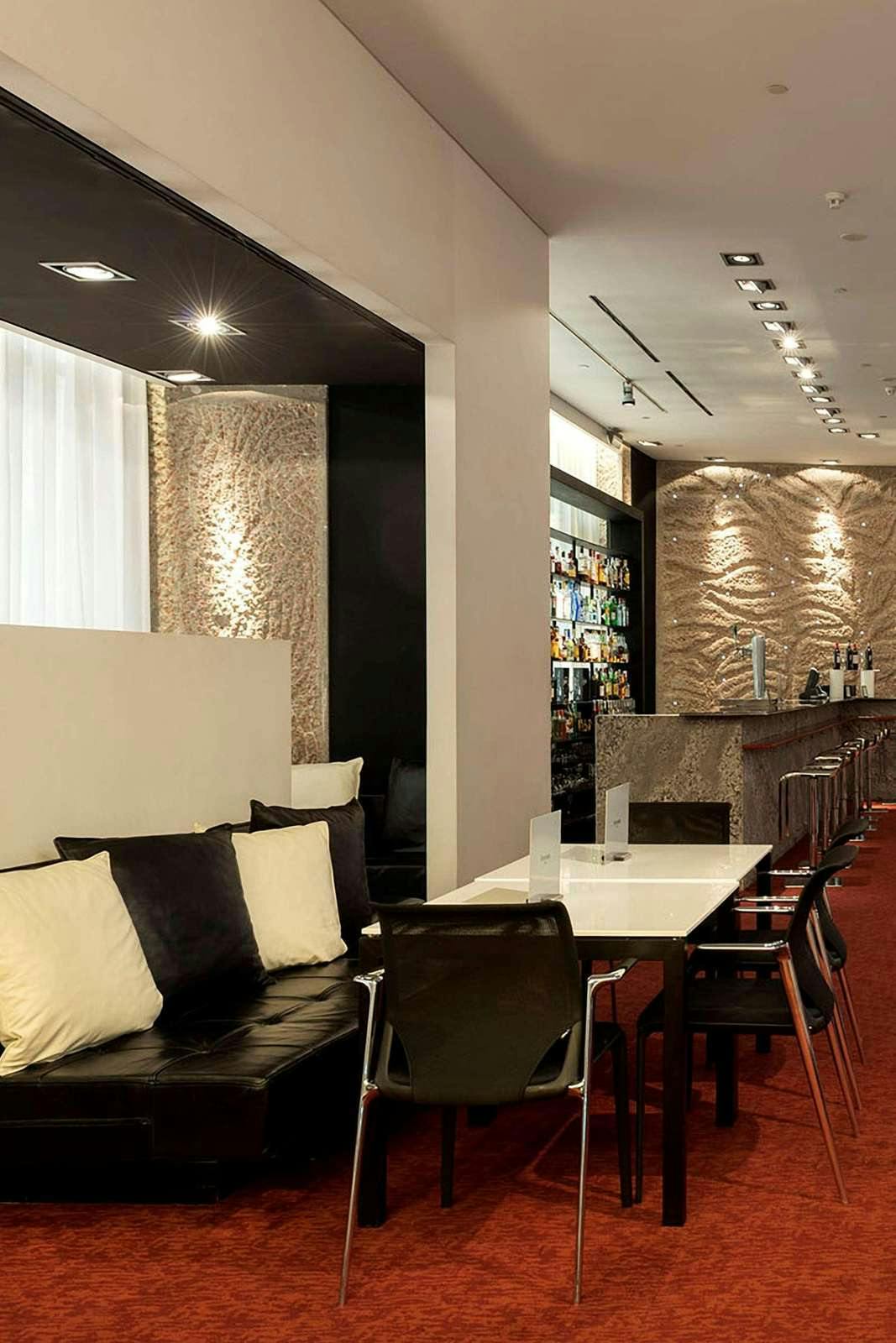 Hotel Hilton Madrid Airport photo 4