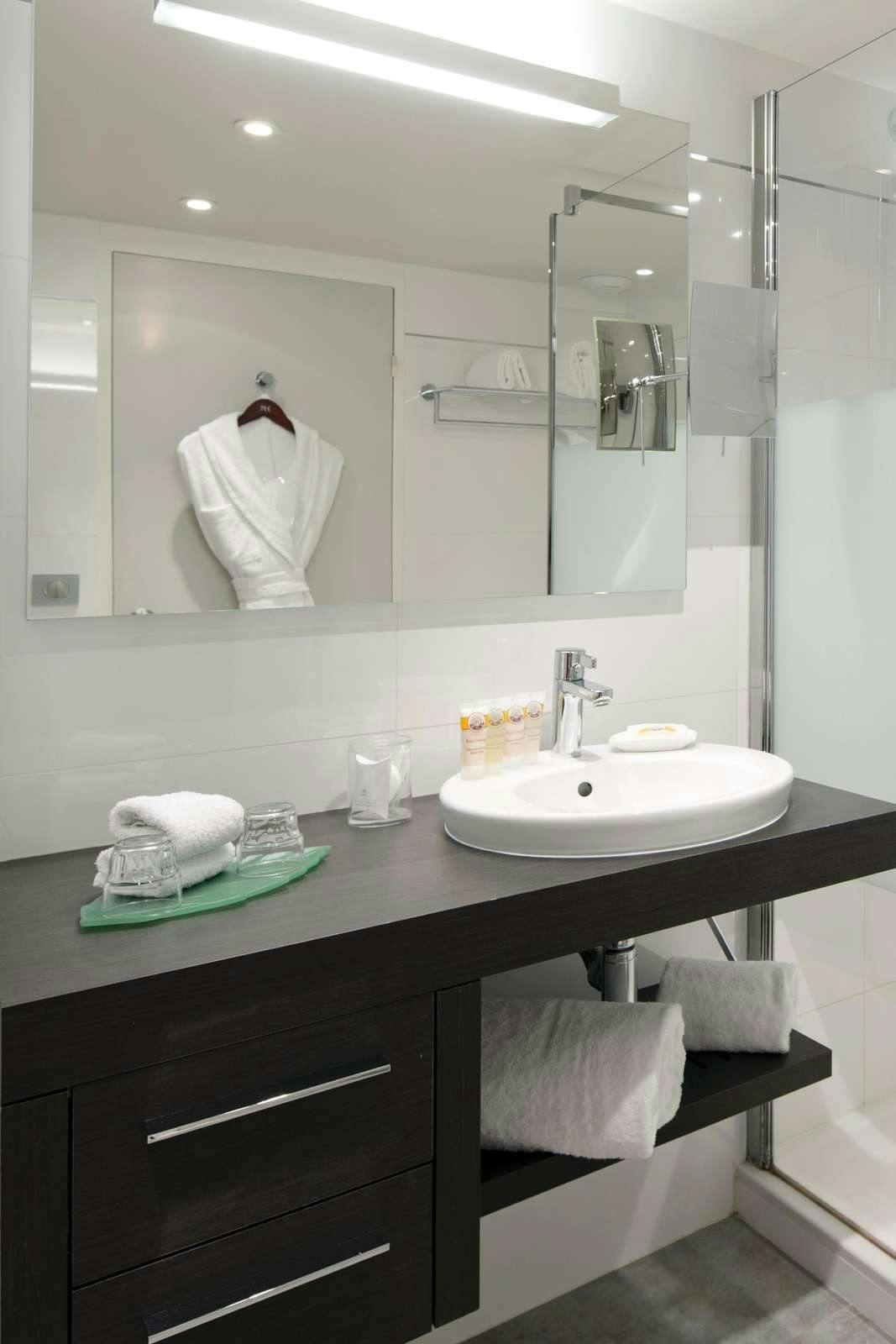 Hotel Croisette Beach Hotel Cannes - MGallery Collection photo 4